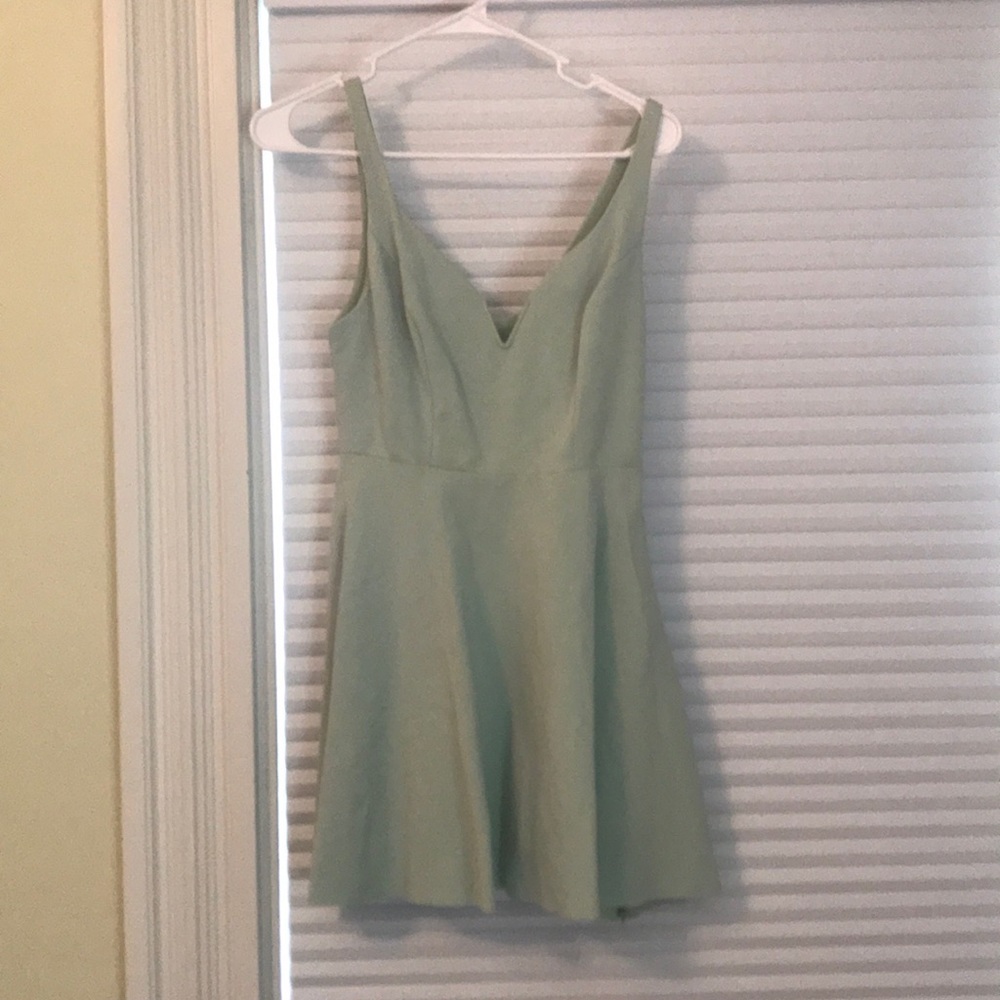 mint green dress